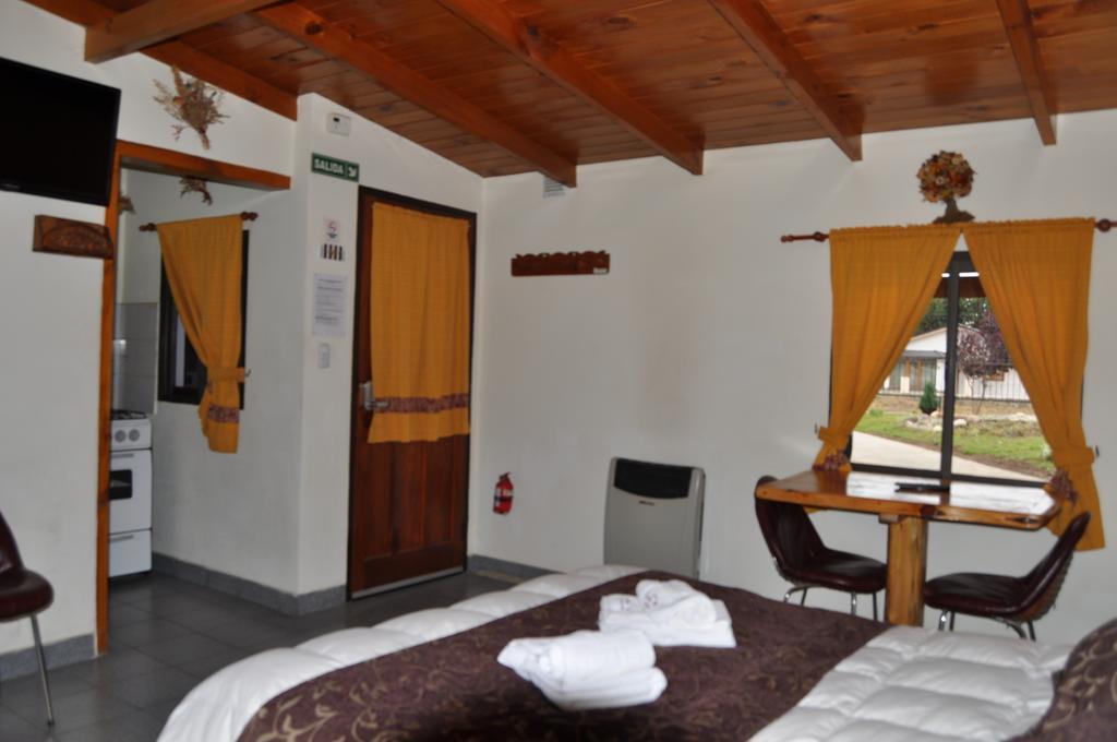 Apart Samay Hue Bungalows Dina Huapi Exterior foto