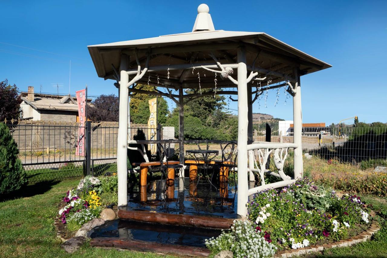 Apart Samay Hue Bungalows Dina Huapi Exterior foto
